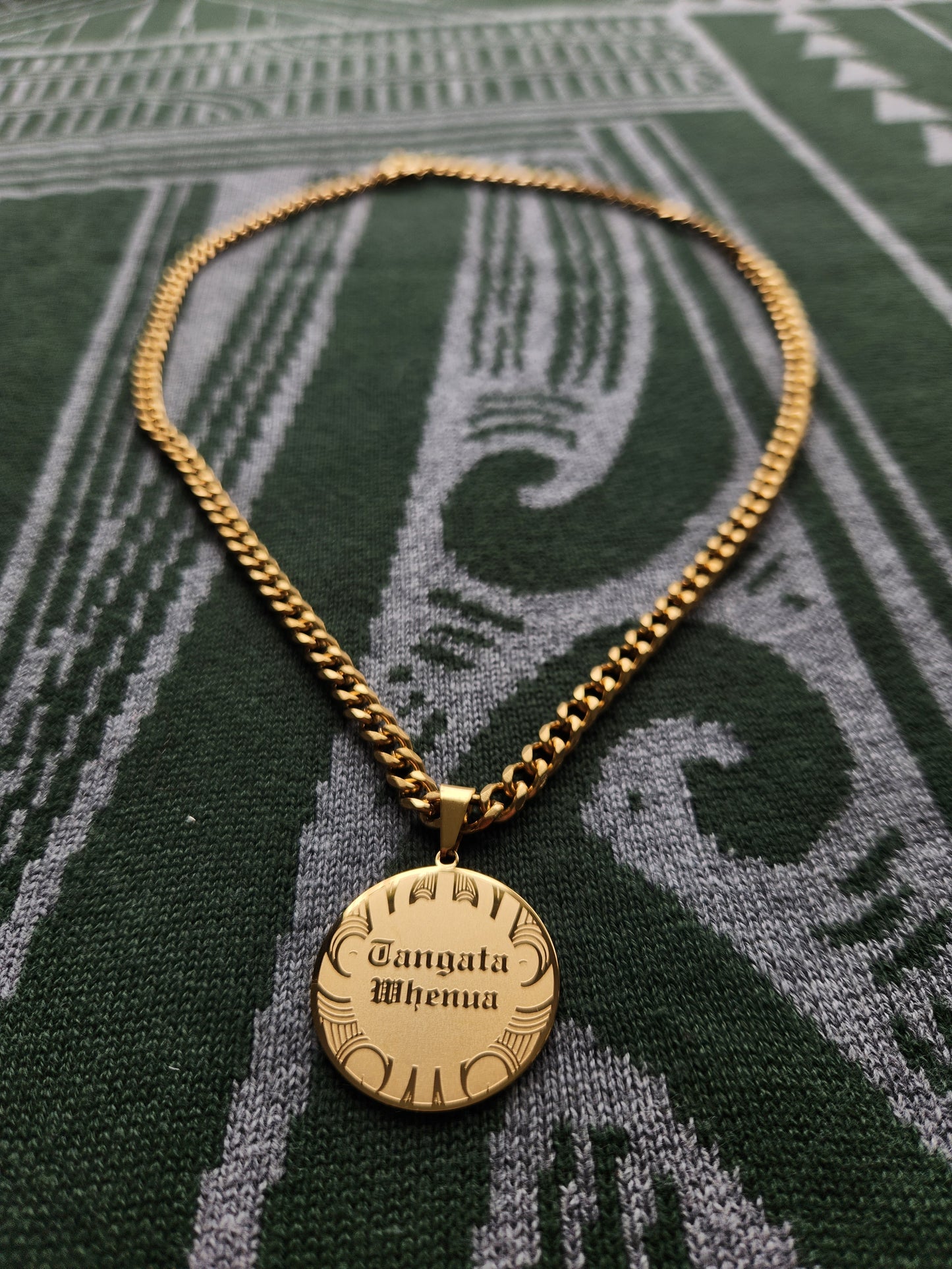 Tangata Whenua Necklace (Gold)